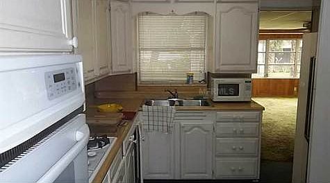 3rd image of 718 Florida Ave