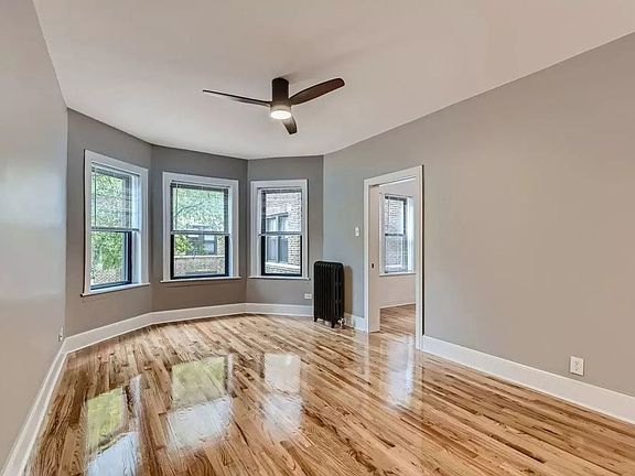 3rd image of 632 W Stratford Pl APT 2N