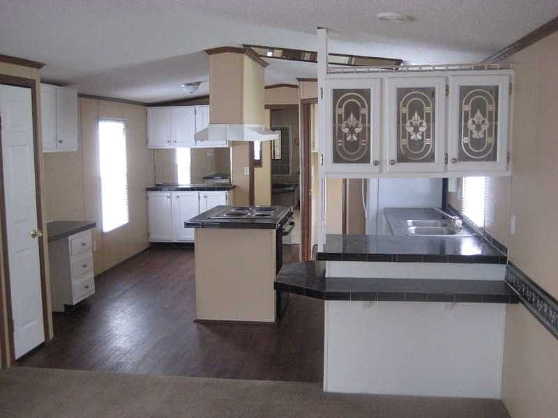 2nd image of 2023 Derrick Dr