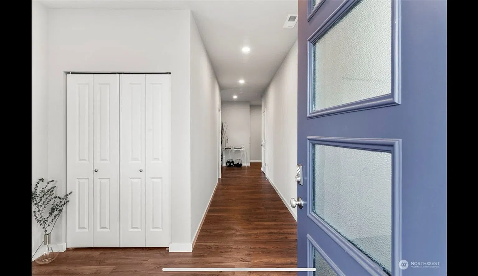 Spacious 4BR House in Snohomish — Photo 3