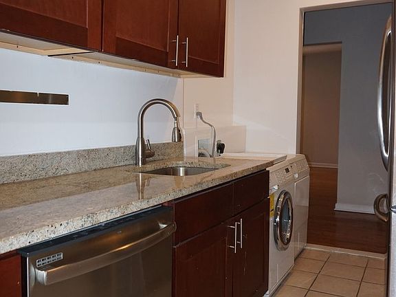 5th image of 901 Washington Ave APT 2M