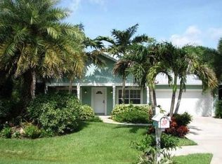 5820 SE Wesley Ave, Stuart, FL 34997