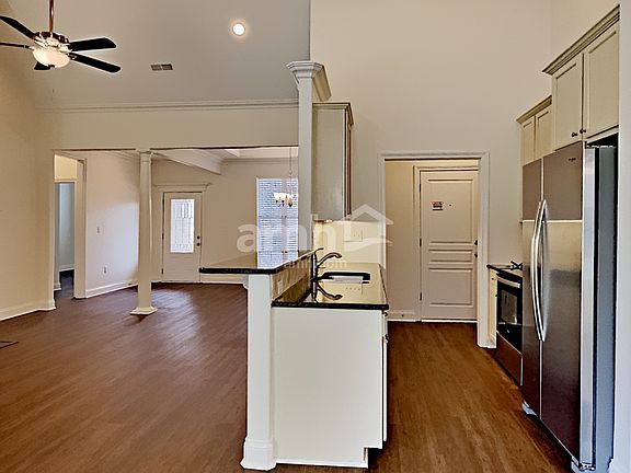 3rd image of 113 Gatone Ct