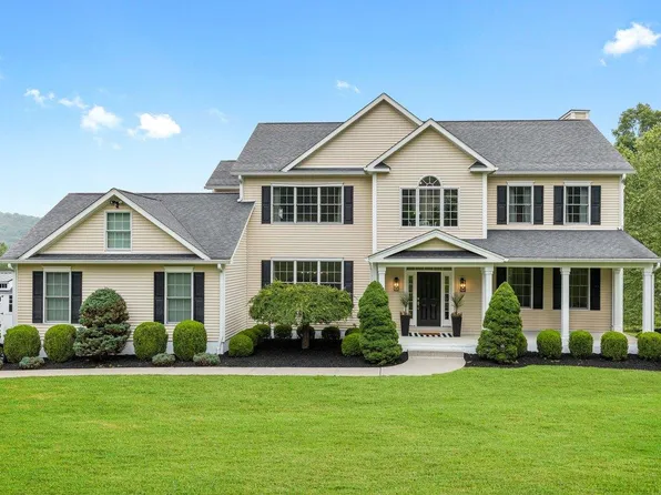 176 Old Peckslip Road, Holmes, NY 12531