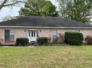 880 Balfour Rd, Montgomery, AL 36117