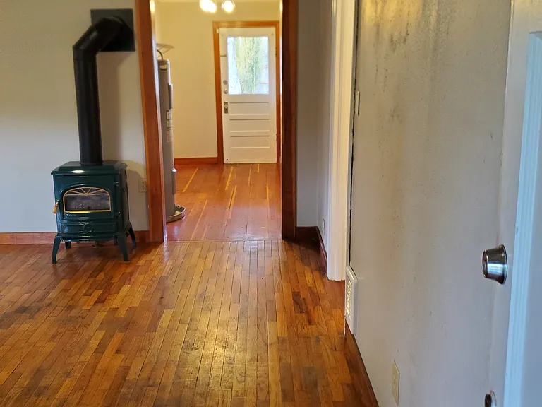 205 E 31st Ave — Photo 5