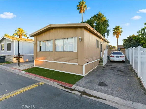 1097 N State St #101, Hemet, CA 92543