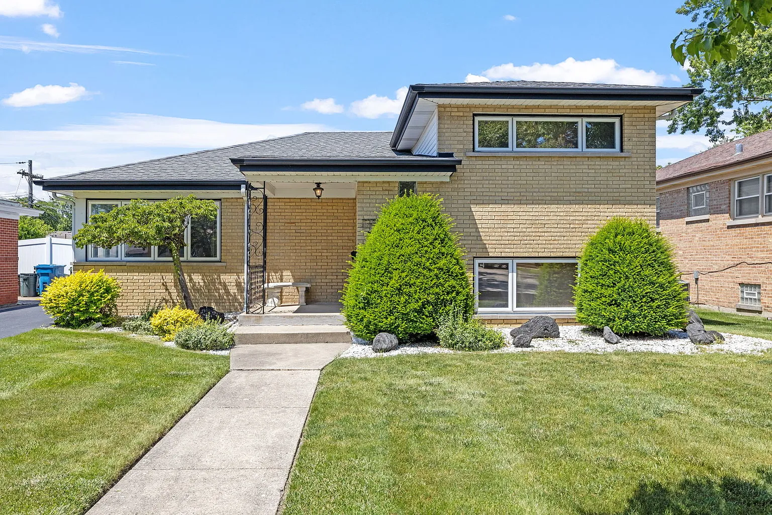 5056 Wick Dr photo 1