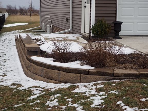 3rd image of 1309 Courtney Dr