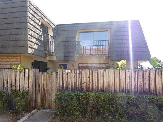 2nd image of 903 9th Way