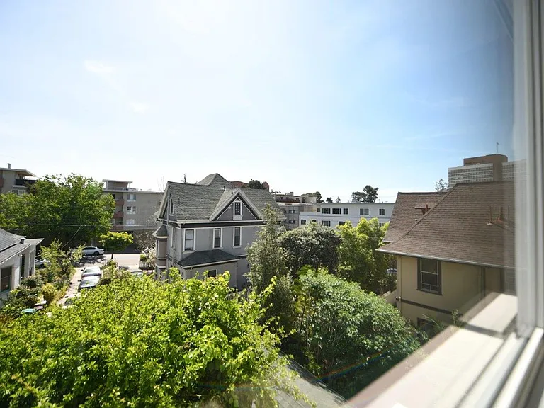 262 Vernon St — Photo 23
