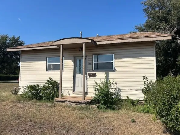 1313 Fir St, Perry, OK 73077