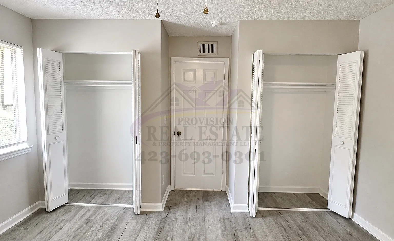 2 bed, 1.0 bath, $995 — Photo 1