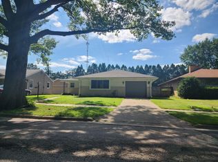 1108 Brookfield Rd, Rockford, IL 61107