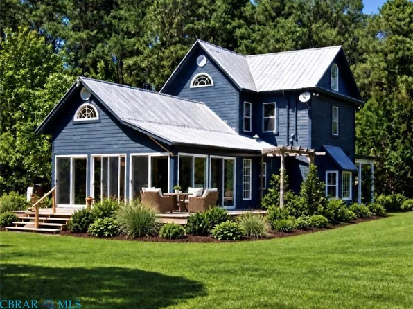 102 Smiths Railway Ln, Susan, VA 23163