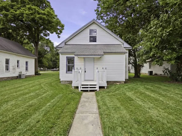 1205 S Malcolm Ave, Chanute, KS 66720