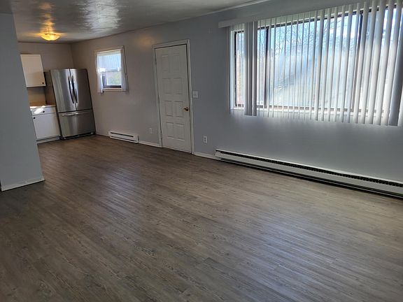3rd image of 58 Dorman Ave