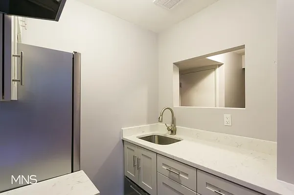 Rented by MNS Marketing | media 15