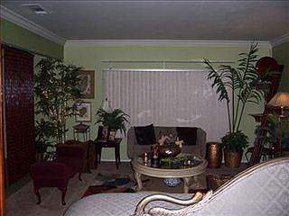 4th image of 8214 Independence Ave