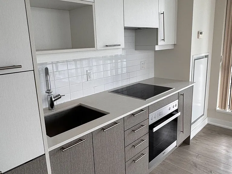 199 Richmond St W #1806 — Photo 13