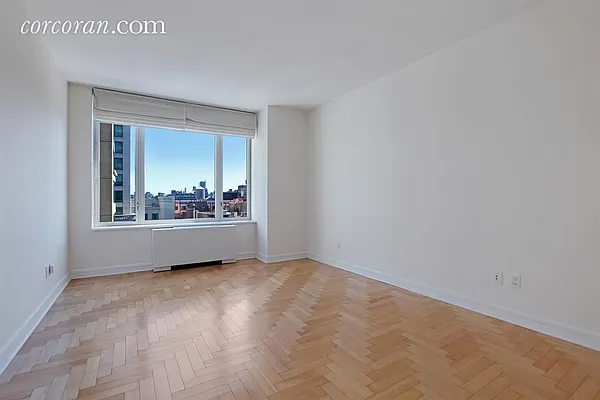 Rented by Corcoran | media 14