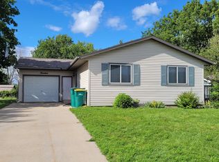 17 7th St NW, Byron, MN 55920