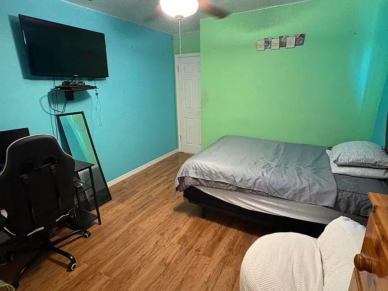 7716 Alhambra Blvd — Photo 4