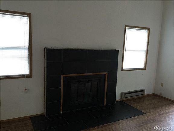5th image of 5614 To 5616 183rd Ave E