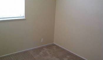 2nd image of 2070 Oakmont Dr