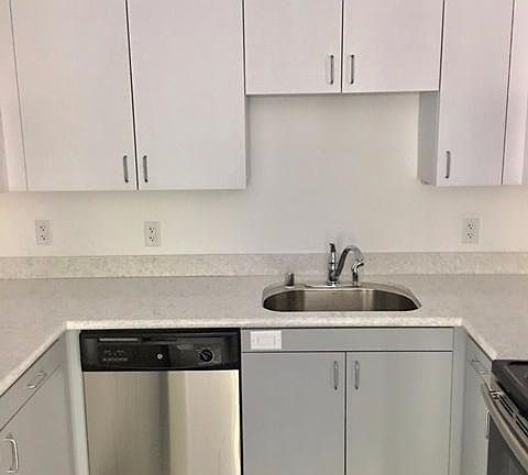 5th image of 2301 K St APT 202
