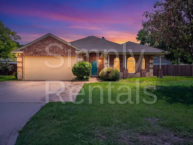 6915 Justin Ln — Photo 2