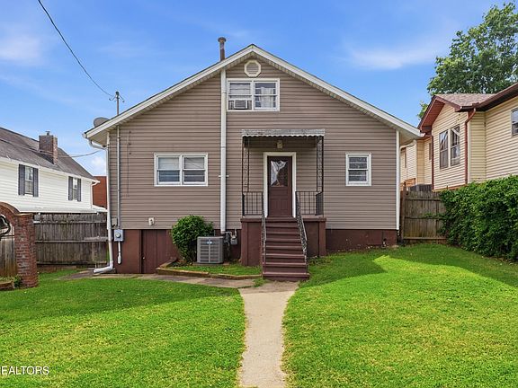 4th image of 205 Kingston St