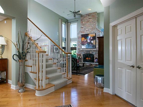 4th image of 3210 Windsong Ct