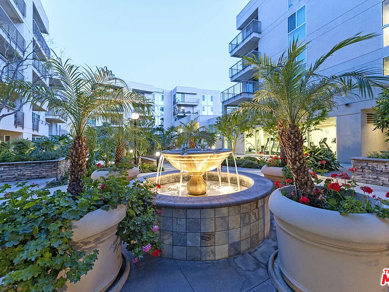 267 S San Pedro St #211 — Photo 31