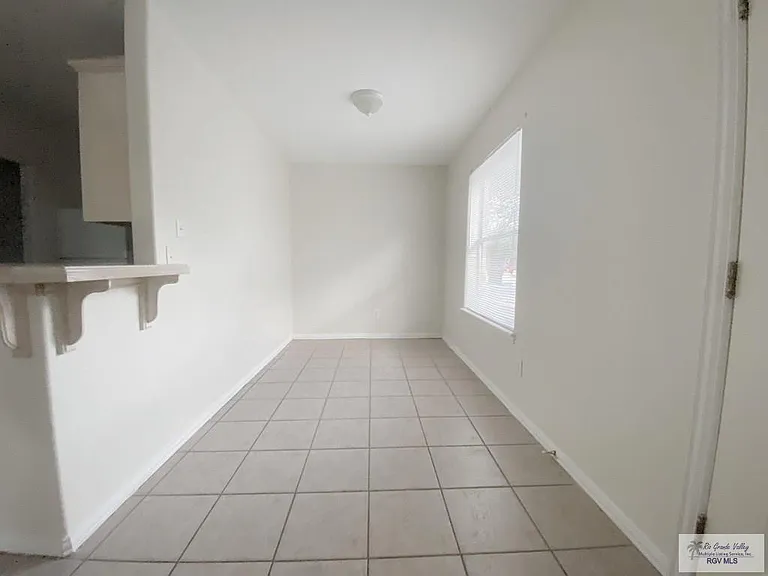 737 Sonesta Dr #B — Photo 5