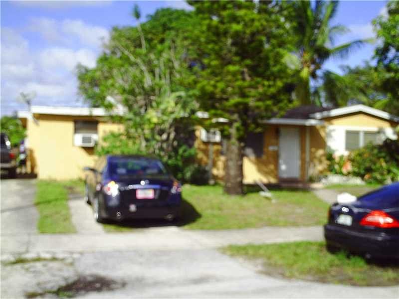 1st image of 1425 NW 193rd Ter