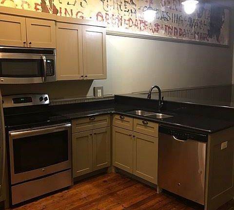 4th image of 112B W Hill Ave APT 4