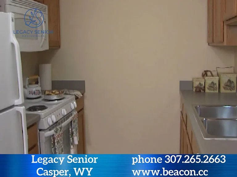 1005 N Elma St — Photo 25