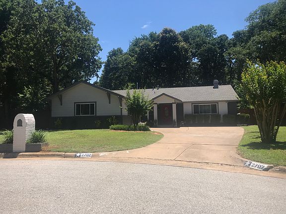 2nd image of 2702 Bellaire Ct