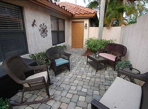 2nd image of 2772 SW Mariposa Cir