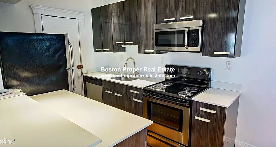 117 Park Dr. #5 Boston - Fenway Unit Photo 1