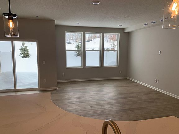 3rd image of 4848 Avery Ct