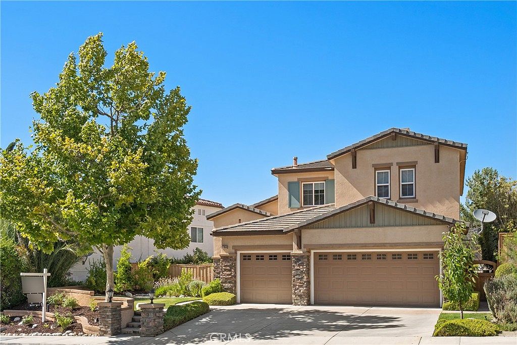 17859 Wren Dr, Canyon Country, CA 91387 | Zillow