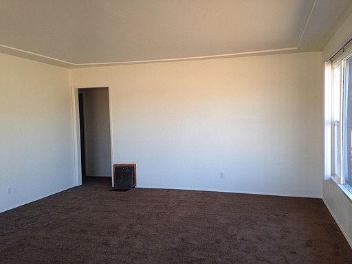 1st image of 905 Elder Ave