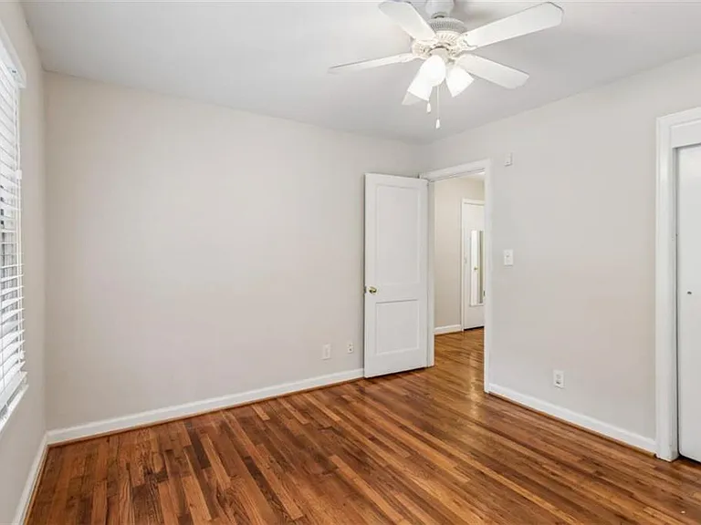 1910 La Dawn Ln NW — Photo 12