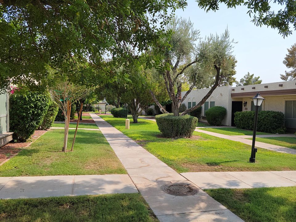 Lush, beautiful grounds