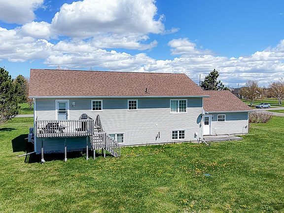 3rd image of 287 Richard Douglas Dr