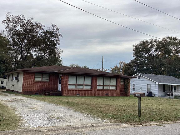 4th image of 1818 18th Ave