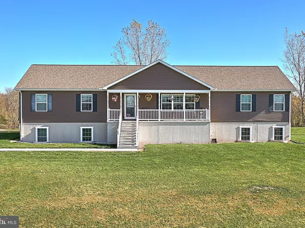 55 Two Taverns Rd, Littlestown, PA 17340