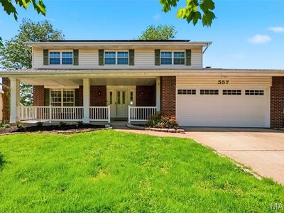 557 May Valley Dr, Fenton, MO, 63026